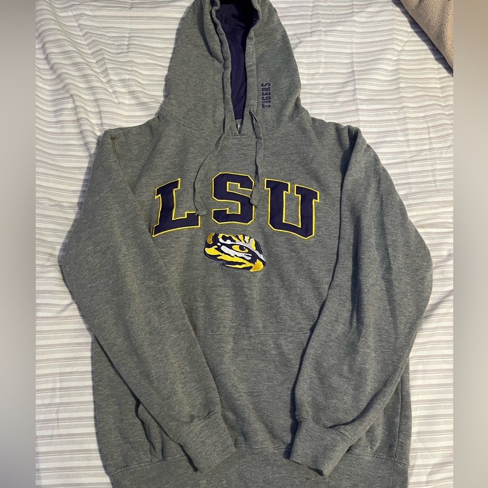 LSU Tigers Colosseum Arch & Logo 3.0 Pullover Hoodie - Gray